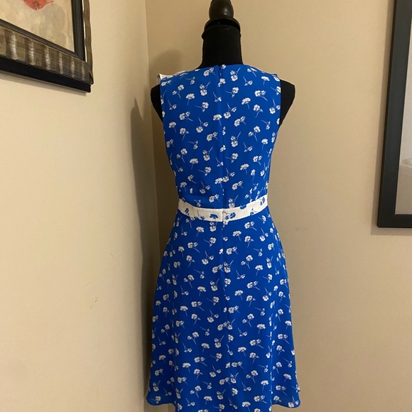 - Ann Taylor Blue Flounce Dress - Picture 3 of 4